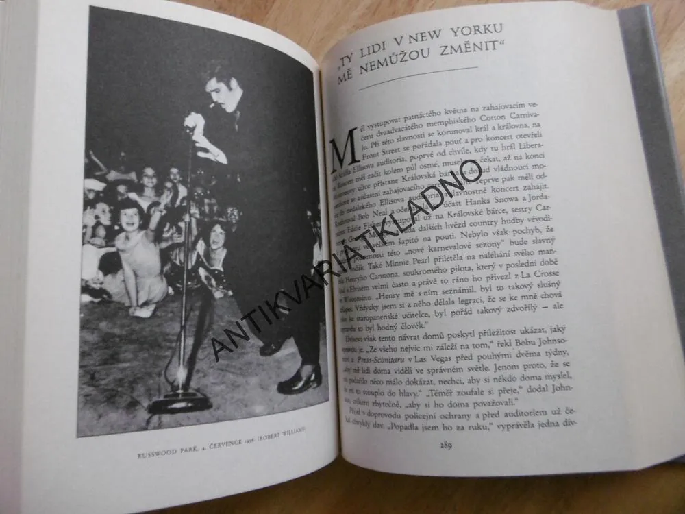 POSLEDNÍ VLAK DO MEMPHISU, CESTA ELVIS PRESLEY KE SLÁVĚ, GURALNICK, **an