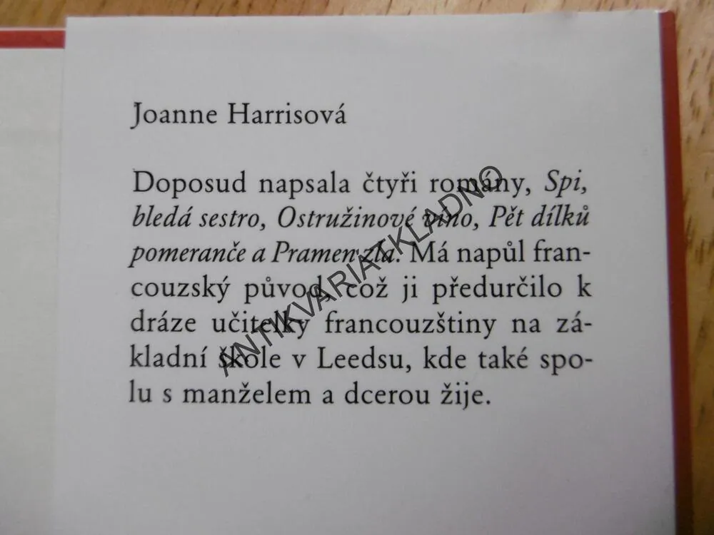 ČOKOLÁDA, JOANNE HARRISOVÁ