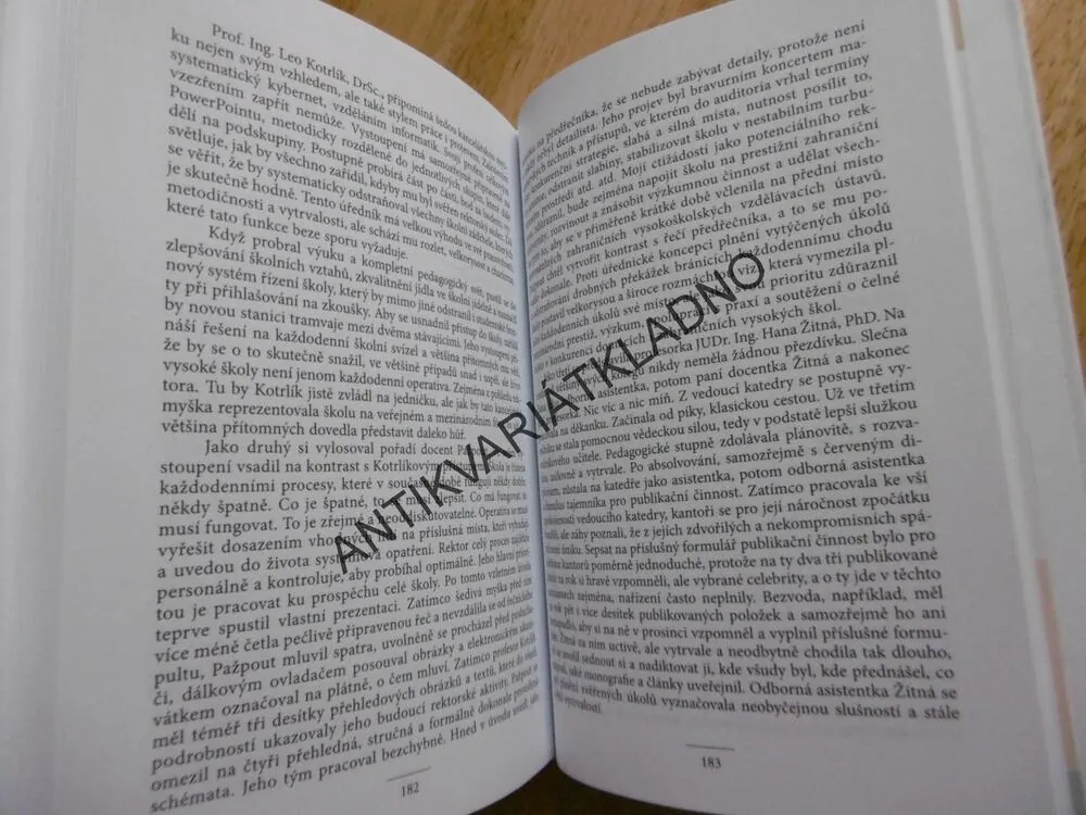 BLAŽENÁ ALMA MATER NA PRAHU TŘETÍHO TISÍCILETÍ ANEB APLIKOVANÁ AKADEMIOLOGIE, JAN TRUNEČEK, **an