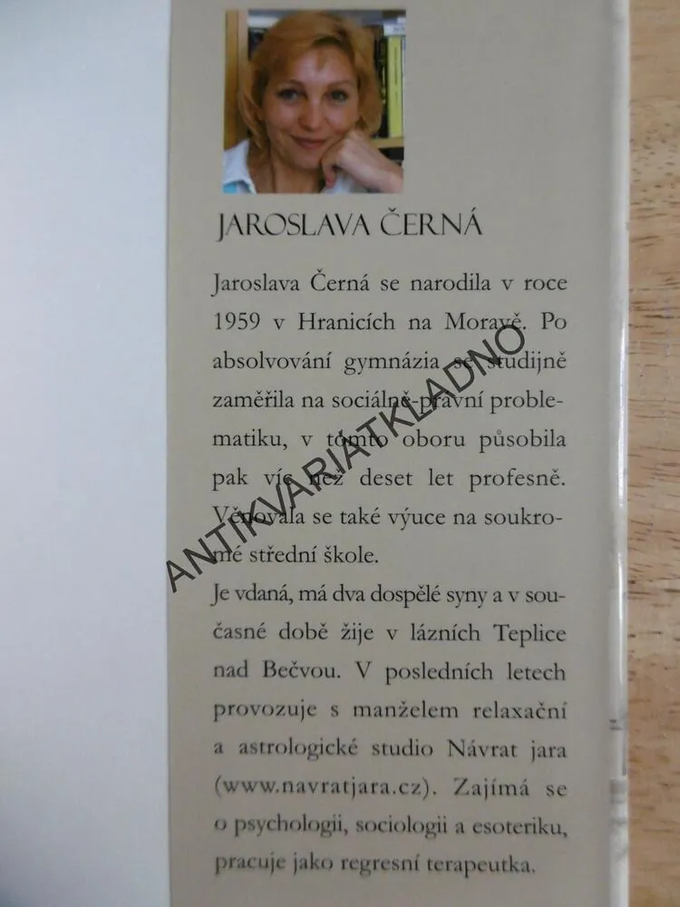 PERLOVÁ KORUNA, JAROSLAVA ČERNÁ,