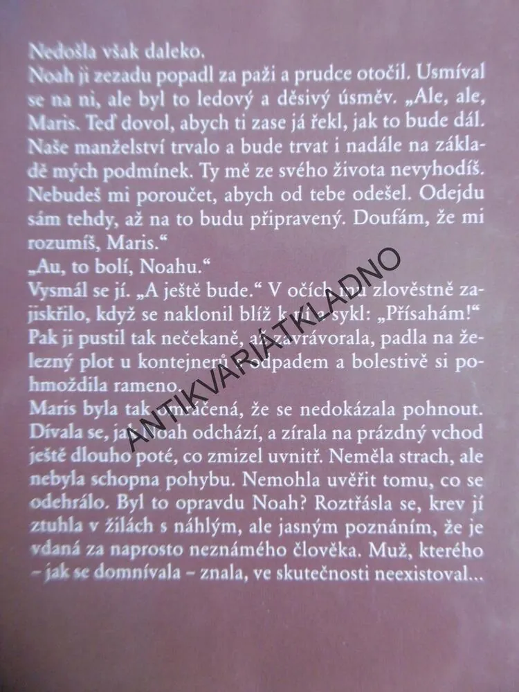 ZÁVIST, SANDRA BROWN, **an
