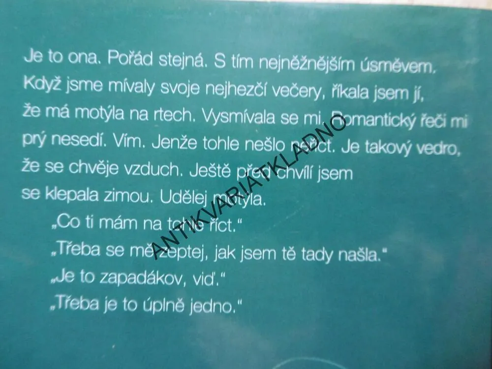 UDĚLEJ MOTÝLA, RENATA KALENSKÁ, FOTO COVER JAN SAUDEK, **an