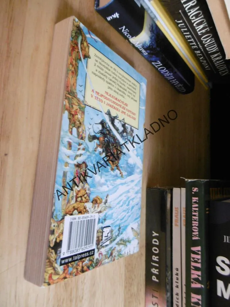 LEHKÉ FANTASTIČNO, ÚŽASNÁ ZEMĚPLOCHA, TERRY PRATCHETT