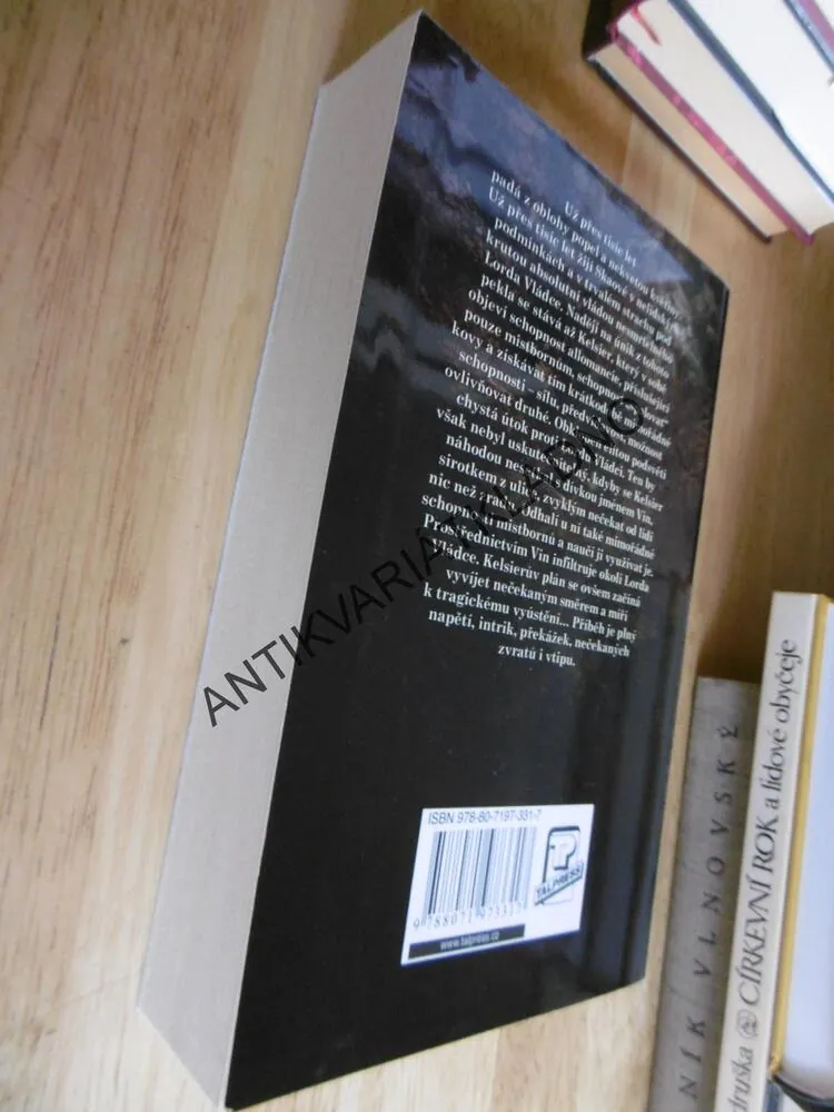 MISTBORN, BRANDON SANDERSON, FINÁLNÍ ŘÍŠE 