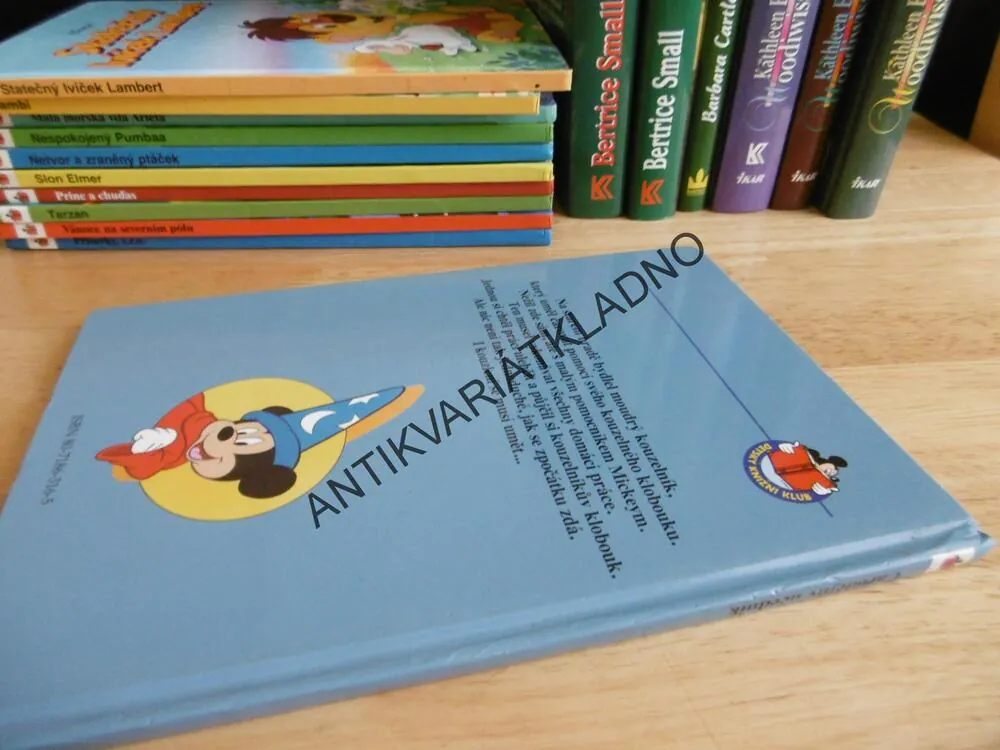 ČARODĚJŮV UČEDNÍK, WALT DISNEY, **an