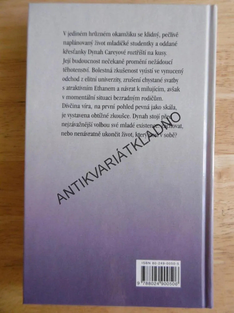 VYKOUPENÉ DÍTĚ, FRANCINE RIVERSOVÁ, **an