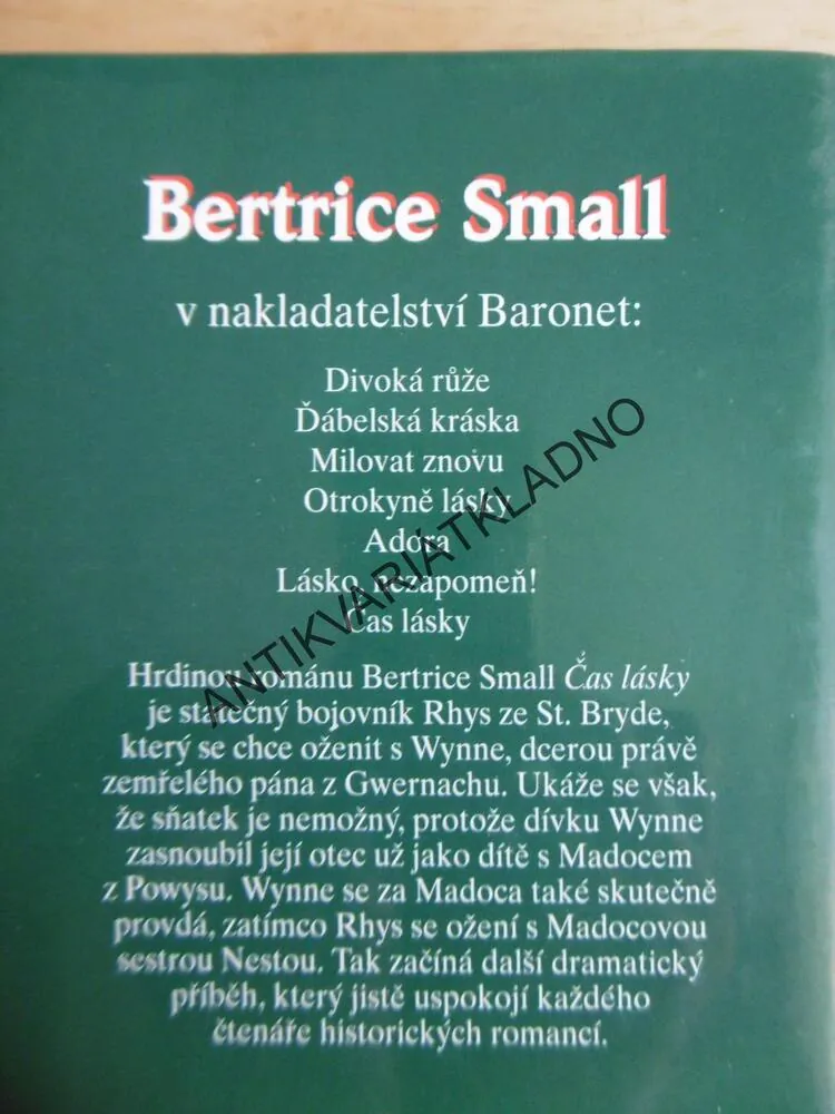 ČAS LÁSKY, BERTRICE SMALL, 