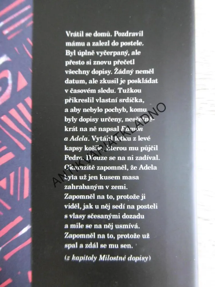 SLADKÁ VŮNĚ SMRTI, GUILLERMO ARRIAGA, **an