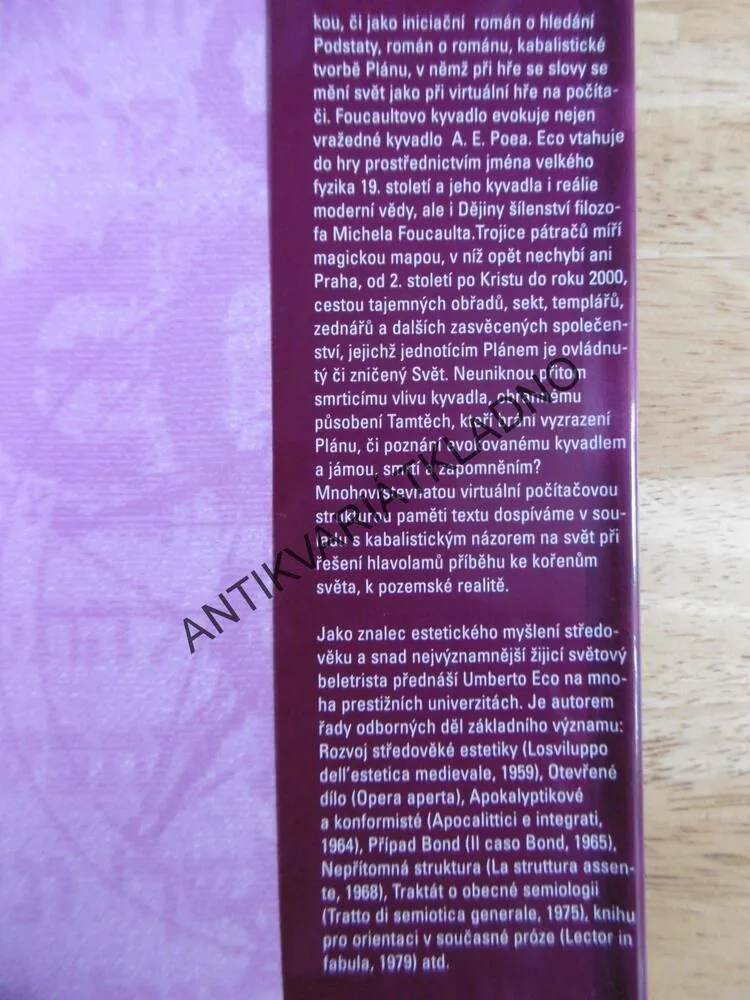 FOUCALTOVO KYVADLO, UMBERTO ECO, **an