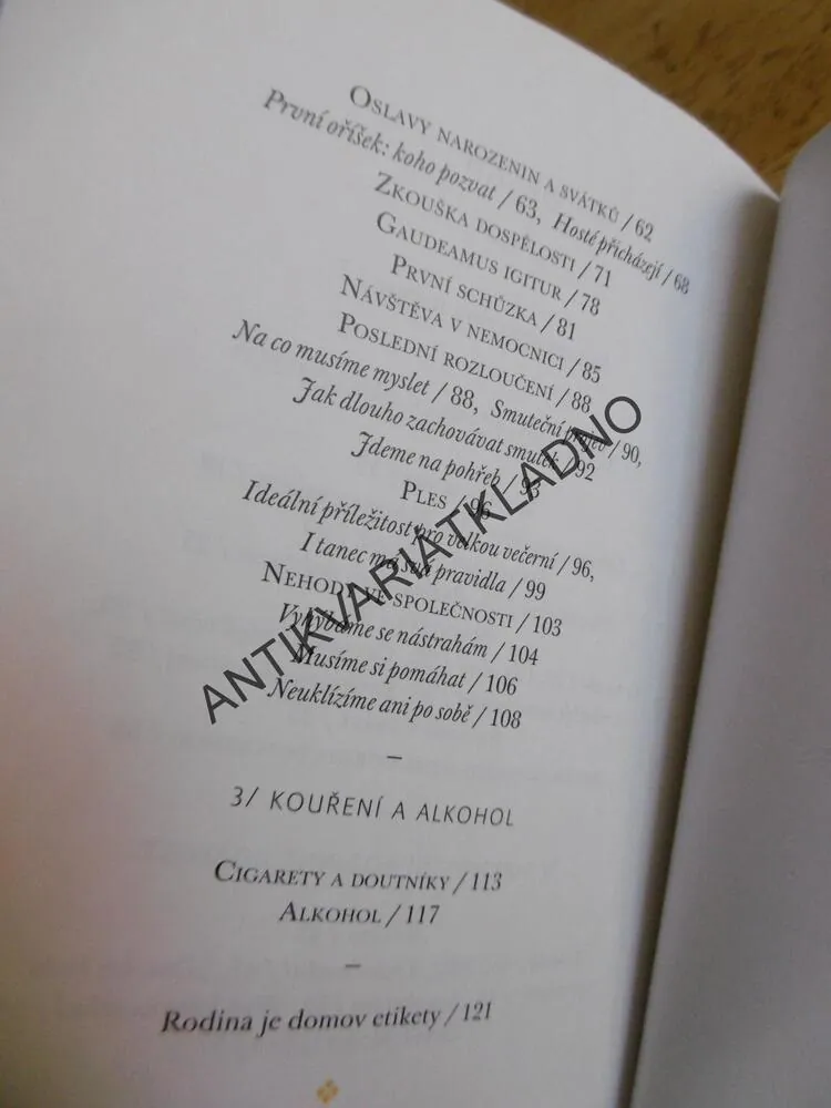 MALÁ KNIHA ETIKETY, PRO CELOU RODINU, LADISLAV ŠPAČEK, **an