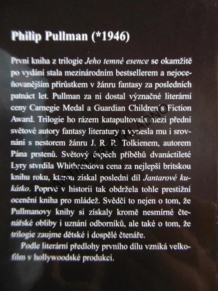 ZLATÝ KOMPAS, PHILLIP PULLMAN, JEHO TEMNÉ ESENCE