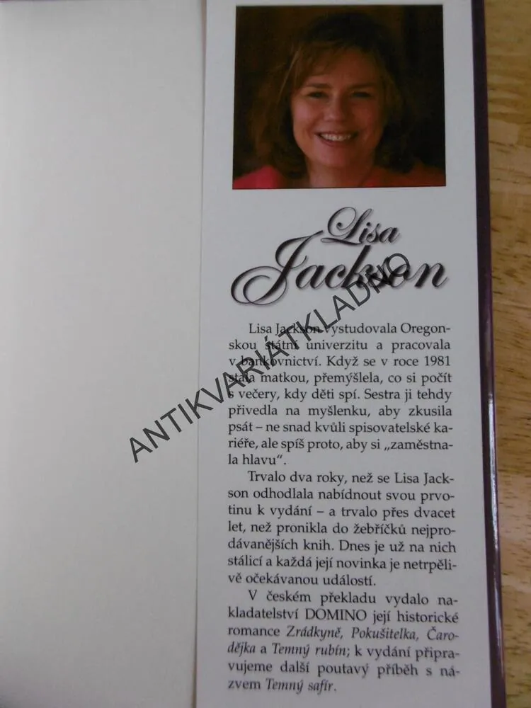 TEMNÝ SMARAGD, LISA JACKSON, **an