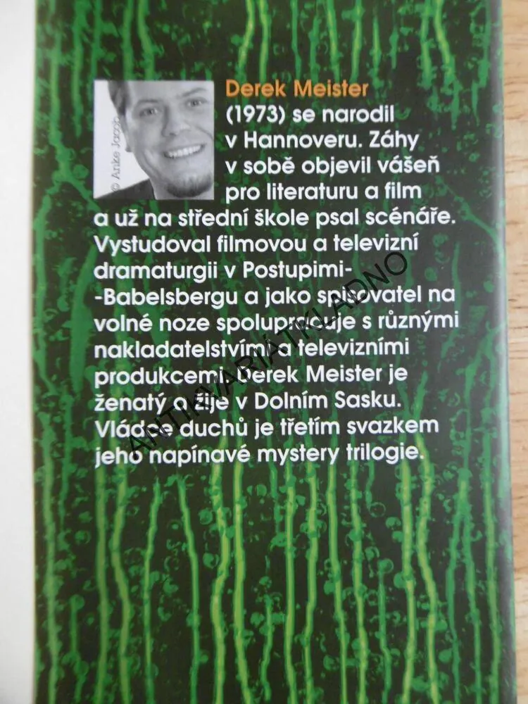 VLÁDCE DUCHŮ, DEREK MEISTER, SVĚTLO, KTERÉ ZABÍJÍ,
