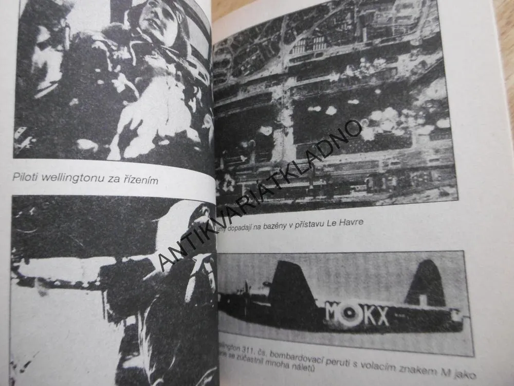 BOMBARDÉRY ÚTOČÍ, V.R.BOZDĚCH, **an