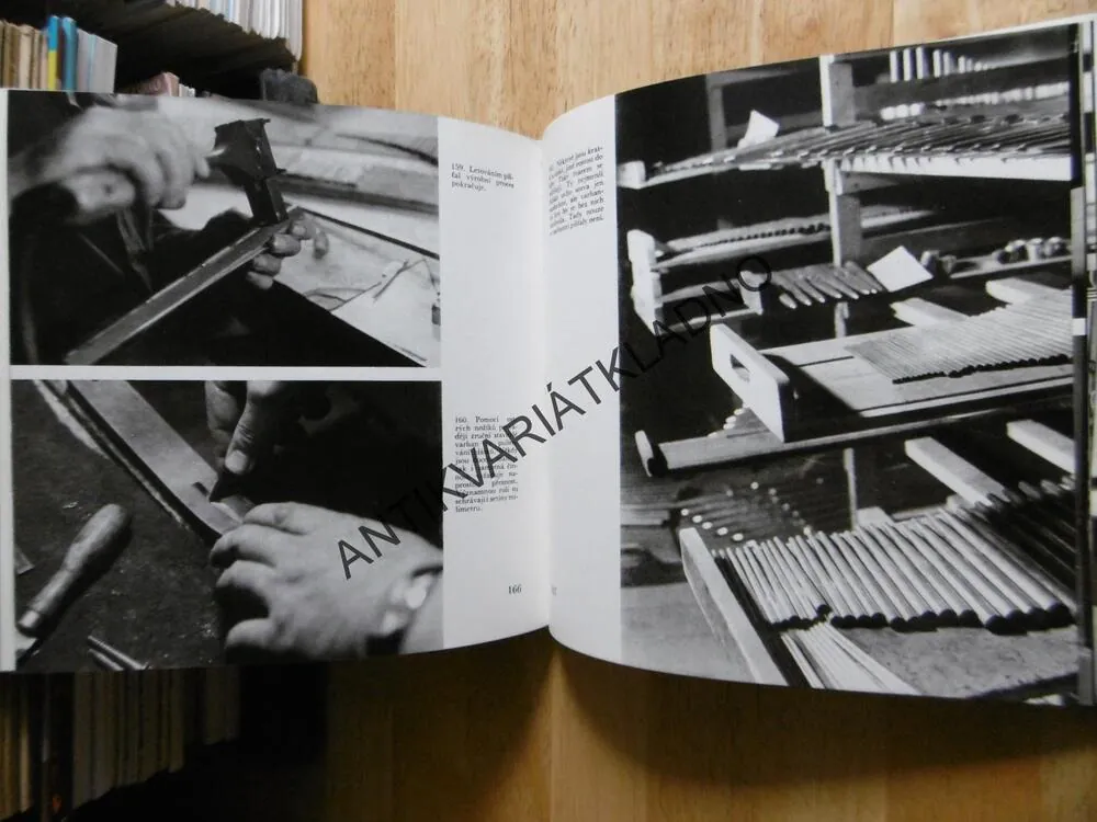 SVĚTEM HUDEBNÍCH NÁSTROJŮ, O JEJICH VZNIKU A VÝROBĚ, JIRÁNEK, HEJZLAR, 1979, **an