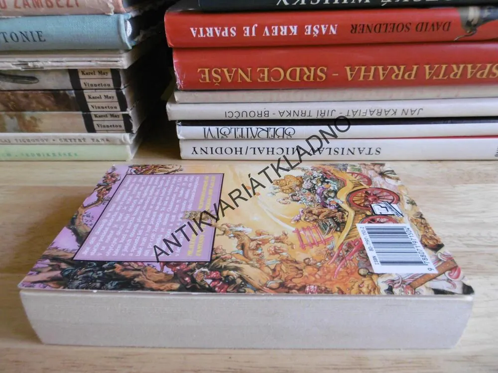 TĚŽKÉ MELODIČNO, ÚŽASNÁ ZEMĚPLOCHA, TERRY PRATCHETT