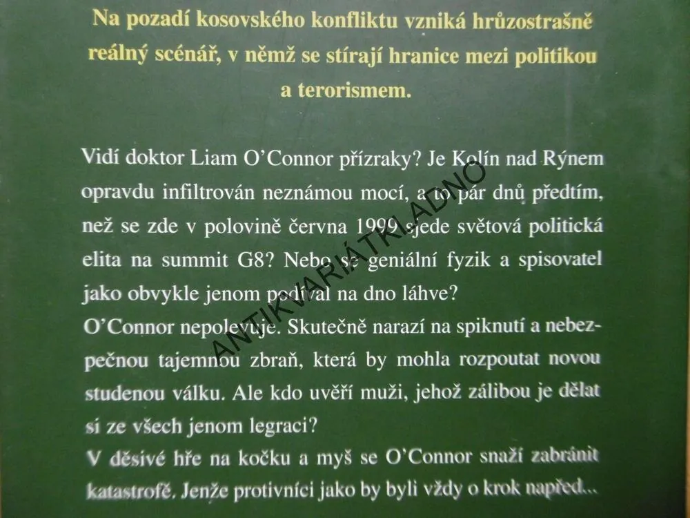 NEHLUČNĚ, FRANK SCHÄTZING, **an