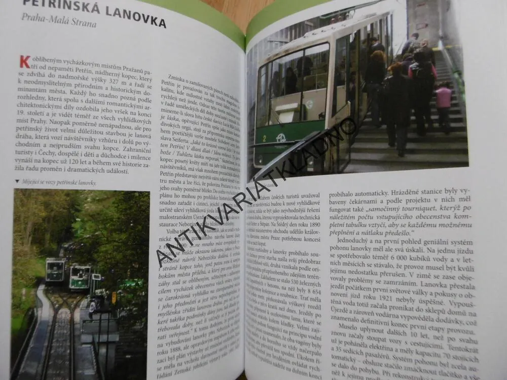 TOULAVÁ KAMERA 10., TOUŠLOVÁ, MARŠÁL, **an