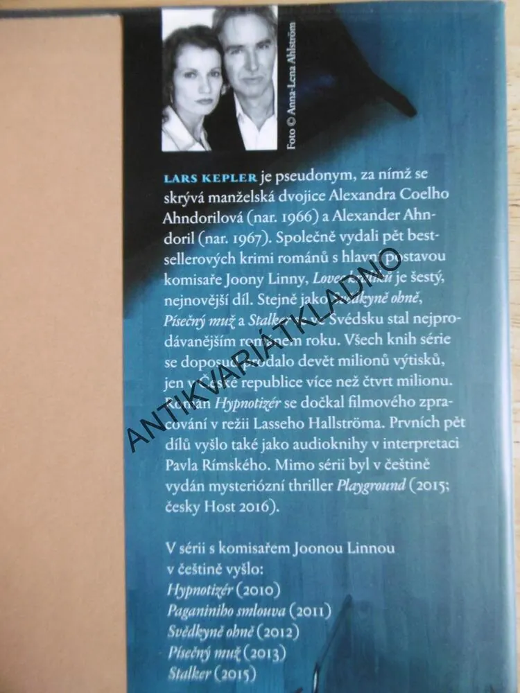 LOVEC KRÁLÍKŮ, LARS KEPLER, **an