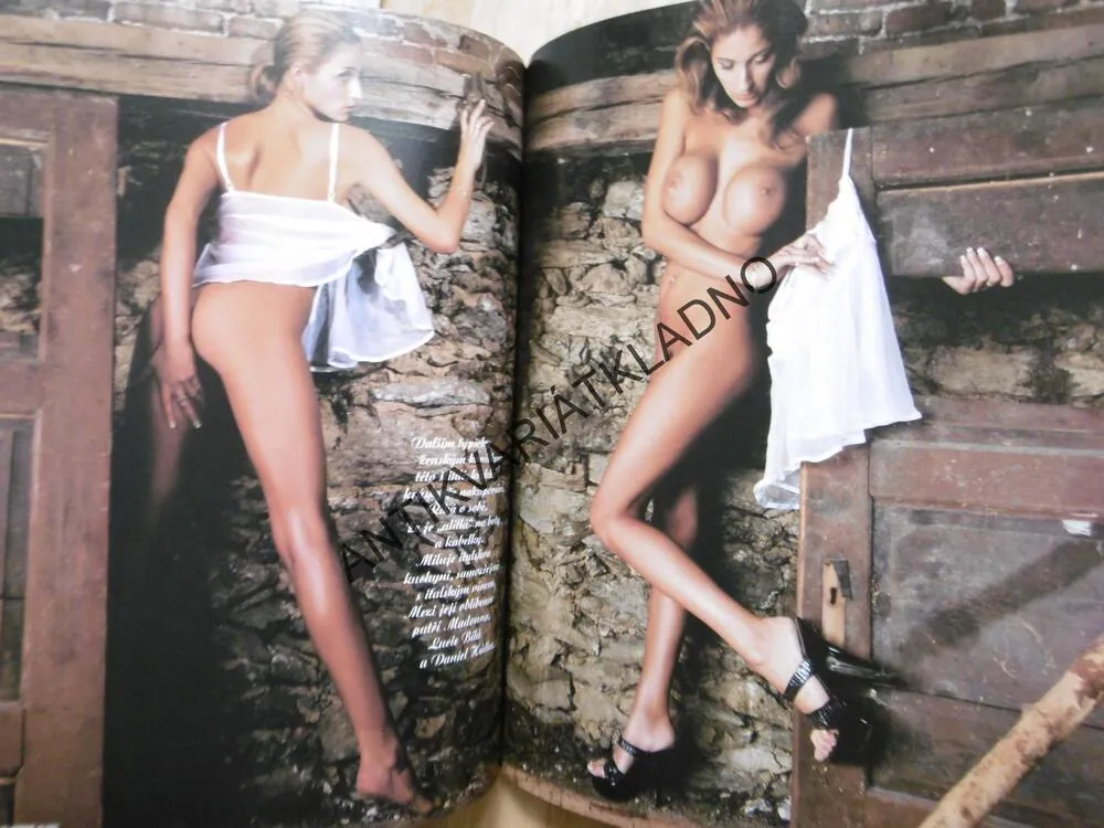 PLAYBOY, 8/2003, JOHN TRAVOLTA, KUBELKOVÁ, BASIKOVÁ, KRAINOVÁ