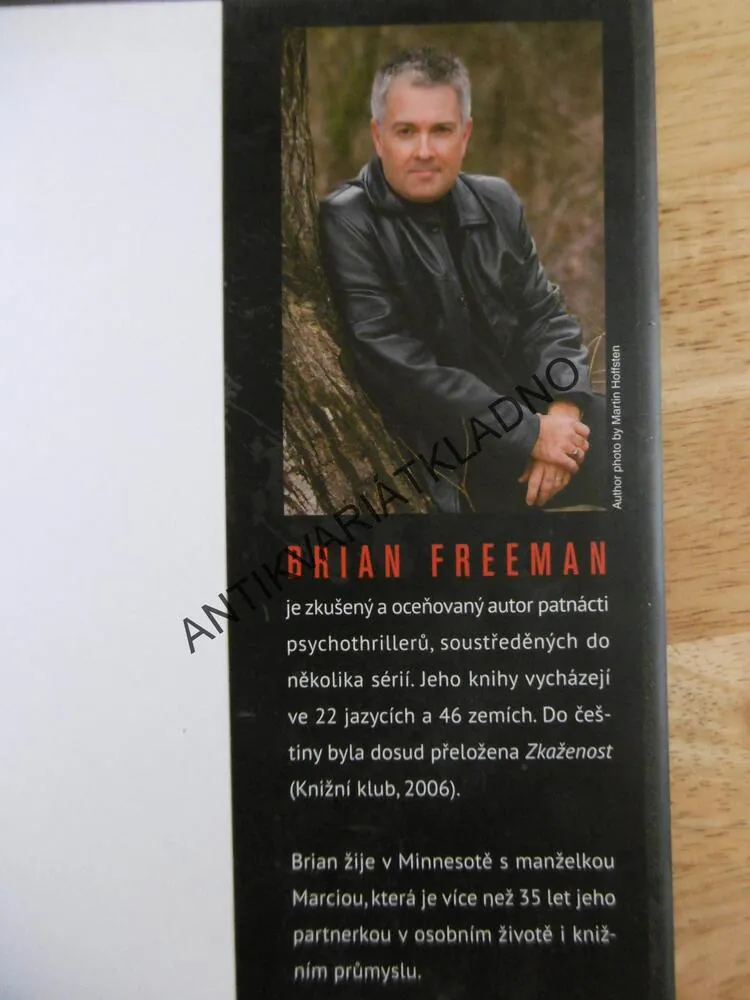 NOČNÍ PTÁK, BRIAN FREEMAN, **an