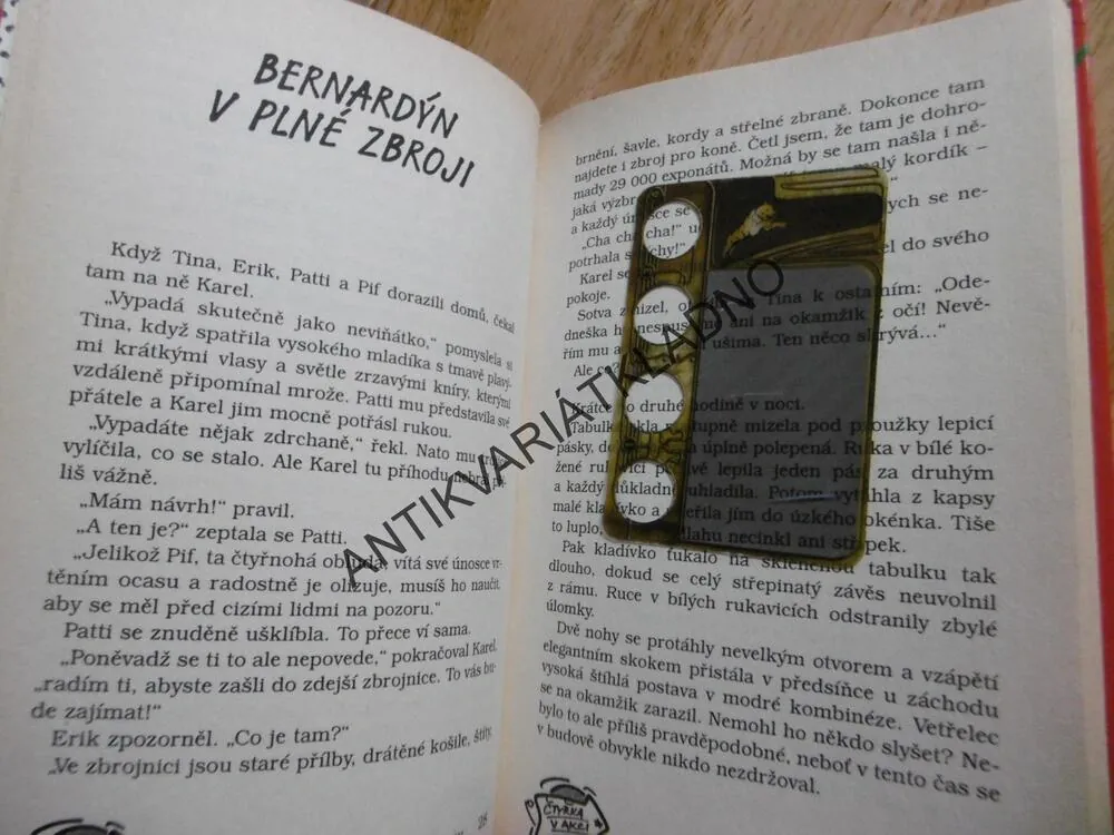 POD MASKOU ČERNÉHO MNICHA, THOMAS BREZINA, **an