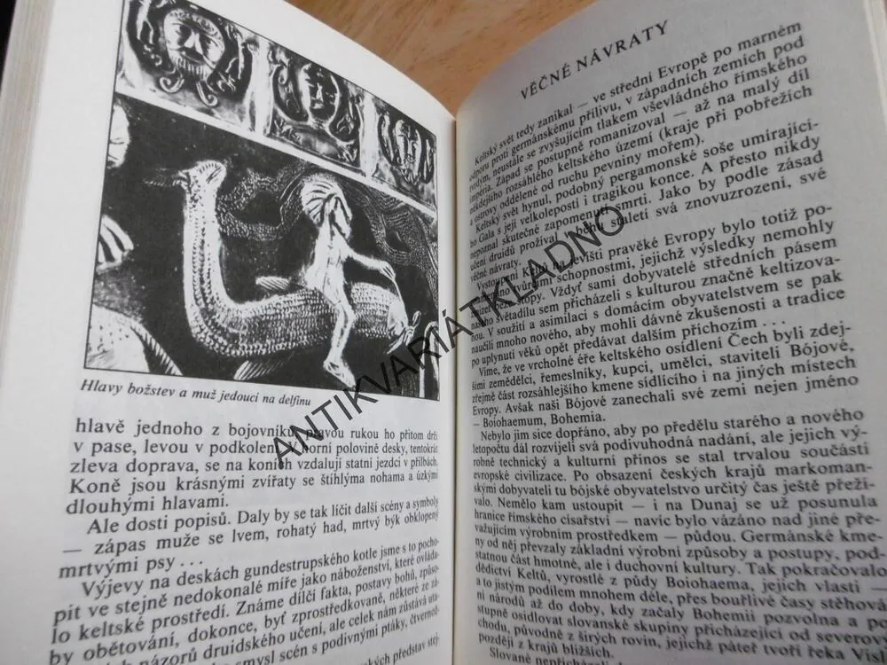 ZLATÝ VĚK ZEMĚ BÓJŮ, ANNA BAUEROVÁ, **an