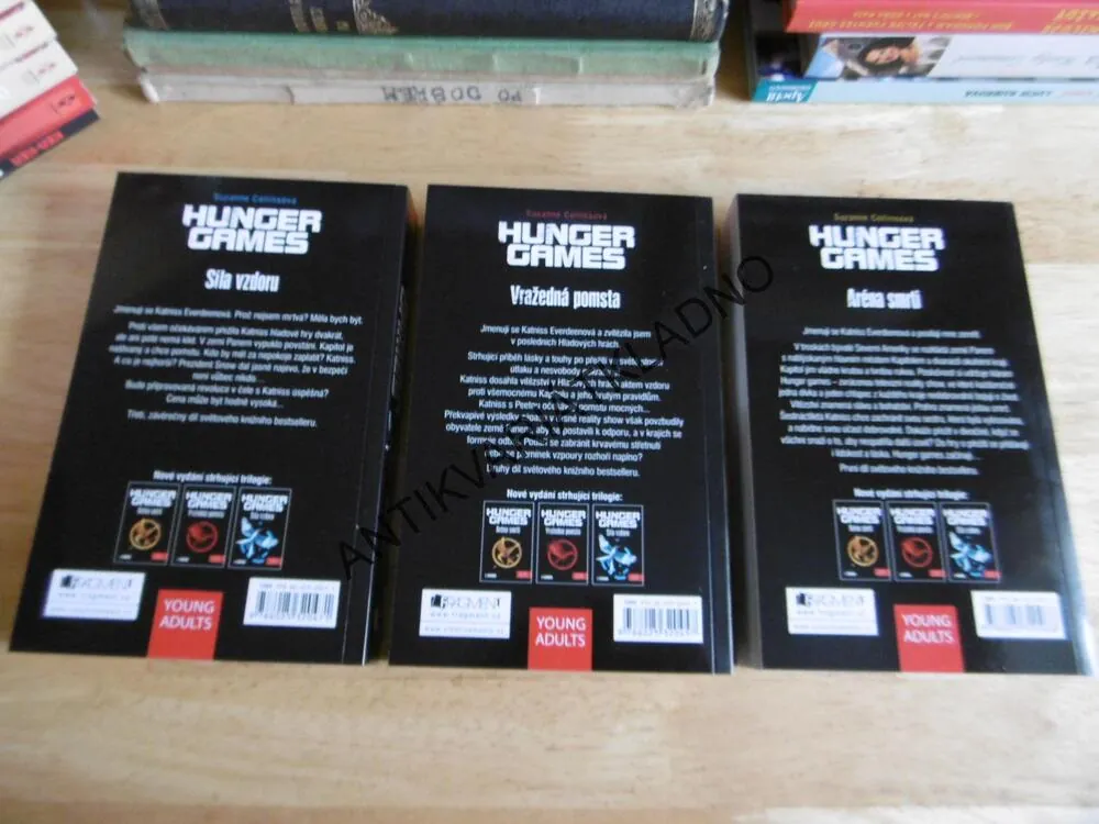 HUNGER GAMES, 1-3, SUZANNE COLLINSOVÁ