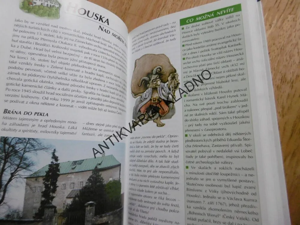 ZA STRAŠIDLY NA HRADY A ZÁMKY, P. DAVID, VLADIMÍR SOUKUP, **an
