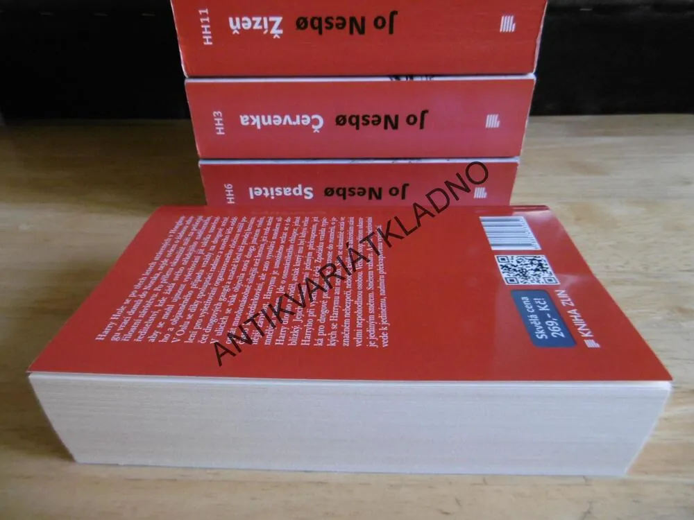 PŘÍZRAK, JO NESBO, **an