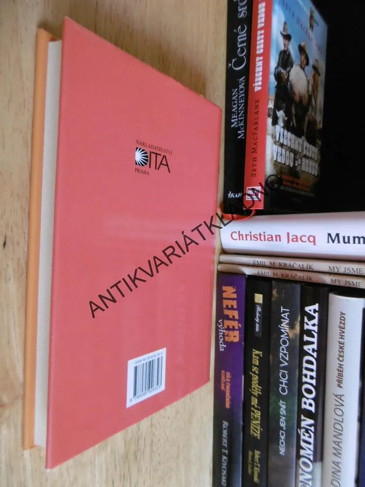 TANEC S ĎÁBLEM, KIRK DOUGLAS, **an