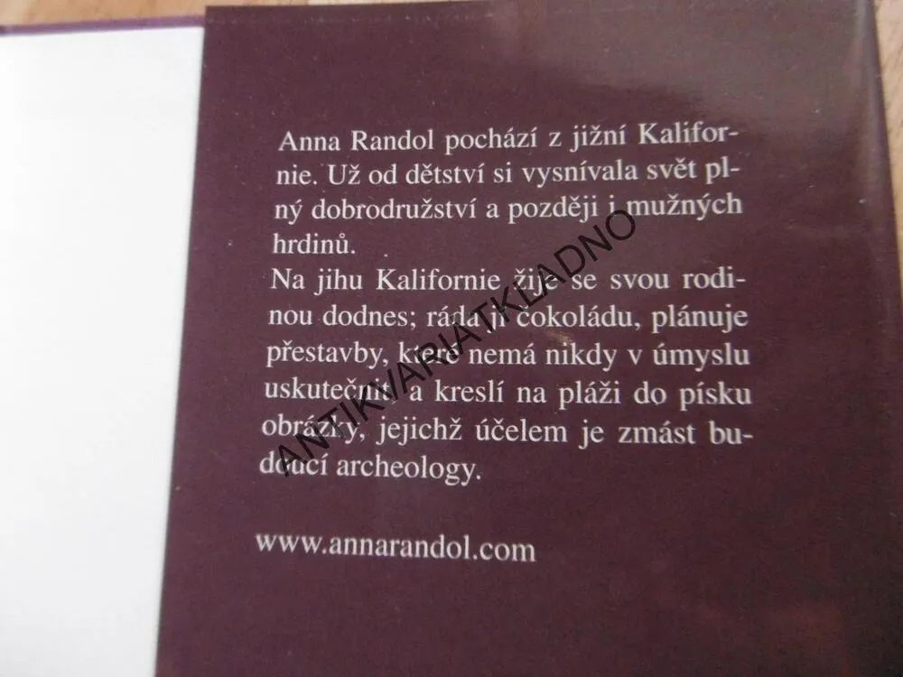 HŘÍCHY DAREBÁKA, ANNA RANDOL, **an