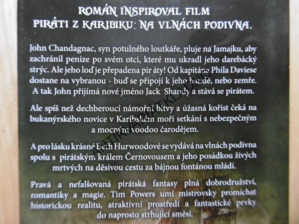 NA VLNÁCH PODIVNA, TIM POWERS, **an