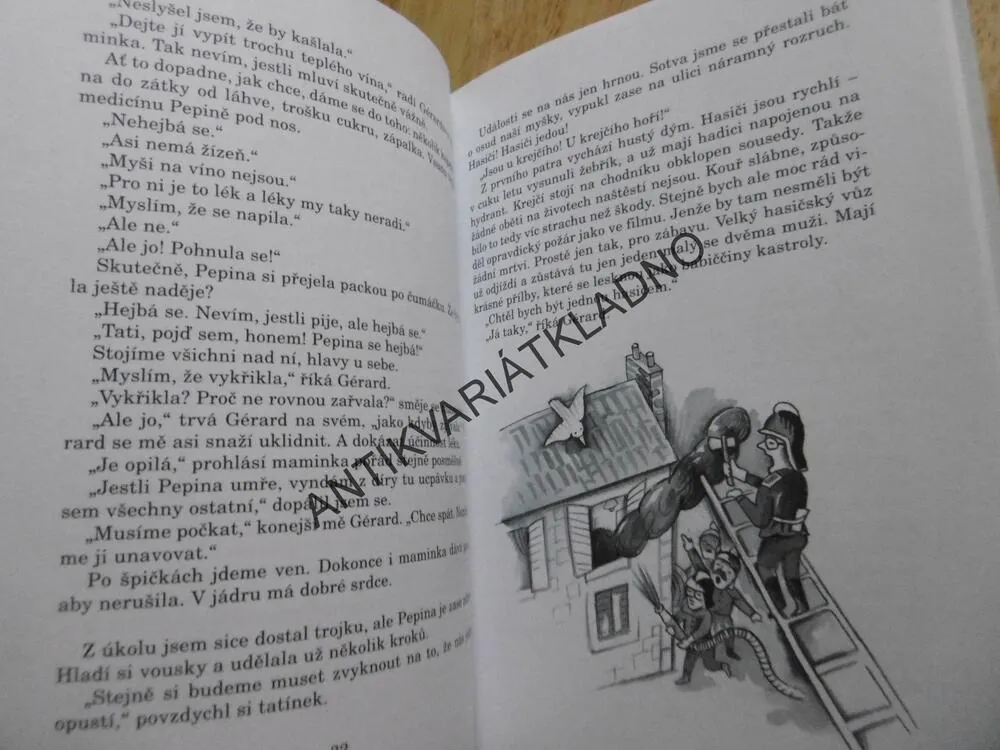 S TÁTOU SE ČLOVĚK NENUDÍ, PIERE LOUKI, JIŘÍ FIXL, **an