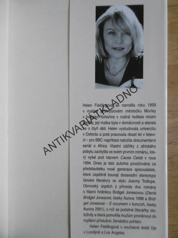 DENÍK BRIDGET JONESOVÉ, HELEN FIELDINGOVÁ, **an