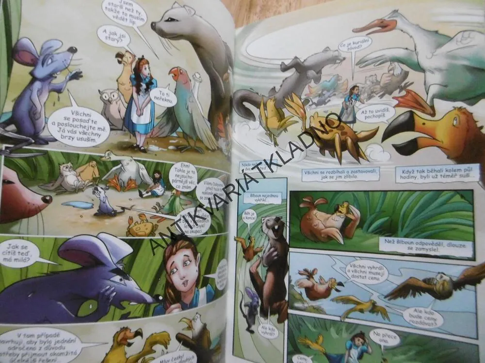 ALENKA V ŘÍŠI DIVŮ, LEWIS CARROLL, KOMIKS
