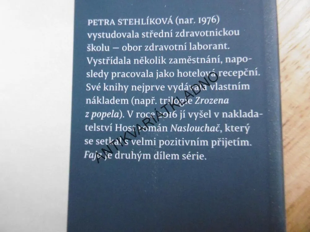 FAJA, PETRA STEHLÍKOVÁ, JEHO JMÉNO VLÁDNE