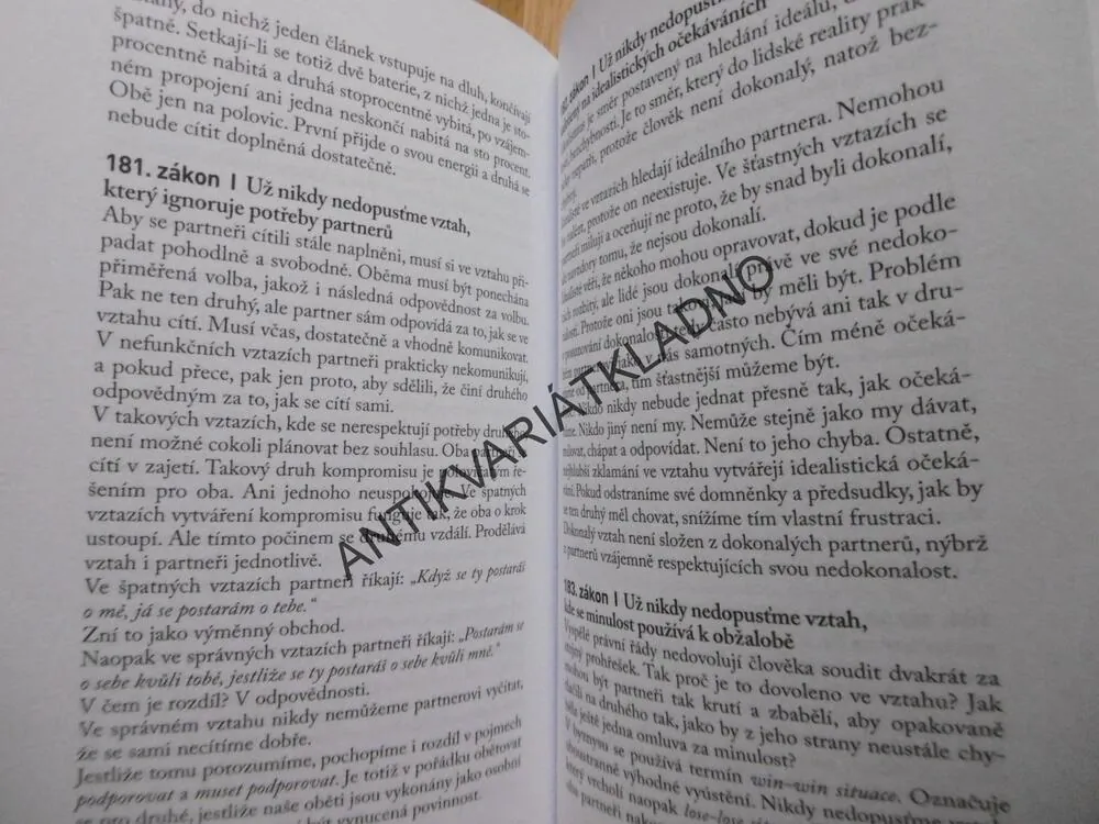 250 ZÁKONŮ LÁSKY, PETR CASANOVA