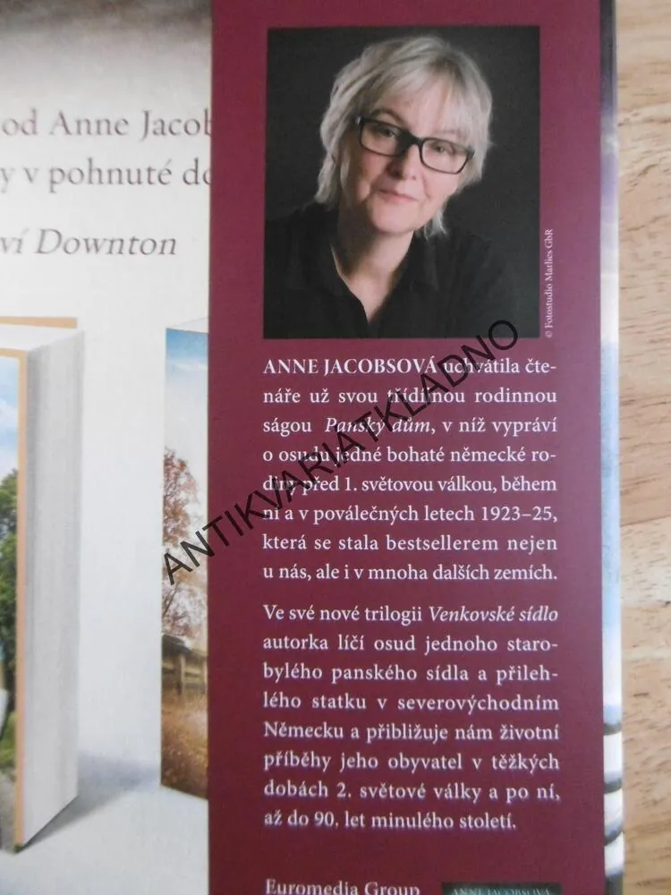 VENKOVSKÉ SÍDLO, ANNE JACOBSOVÁ, BOUŘLIVÉ ČASY, PANSKÝ DŮM