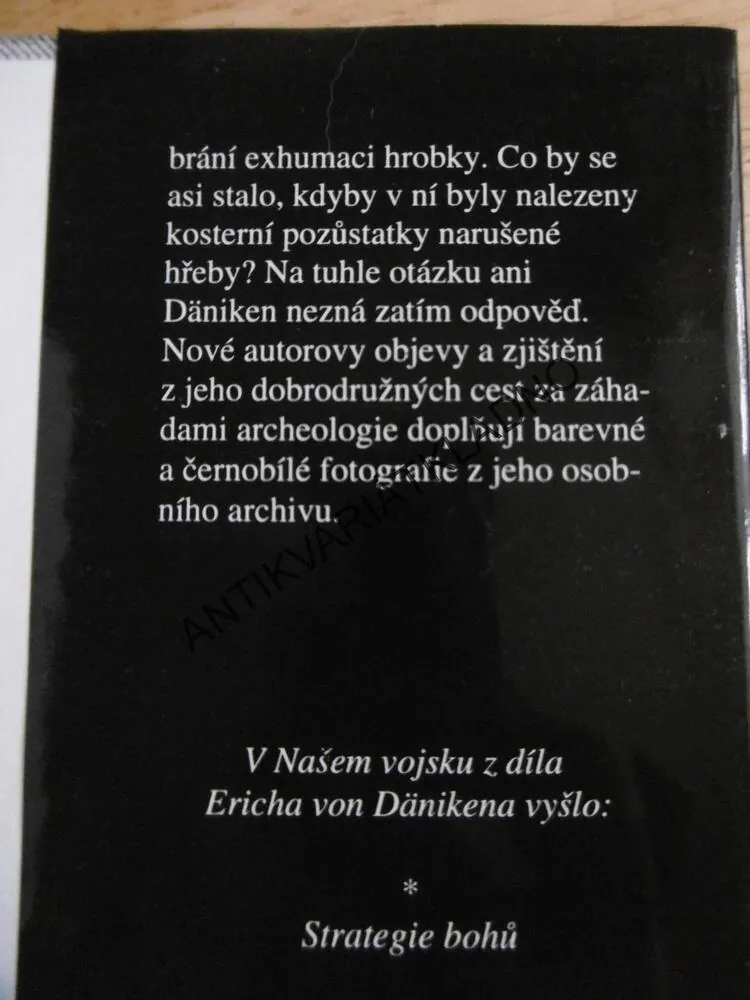 CESTA NA KIRIBATI, ERICH VON DÄNIKEN