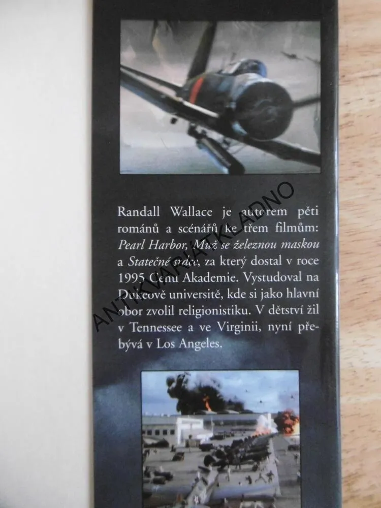 PEARL HARBOR, RANDALL WALLACE,LETECTVÍ