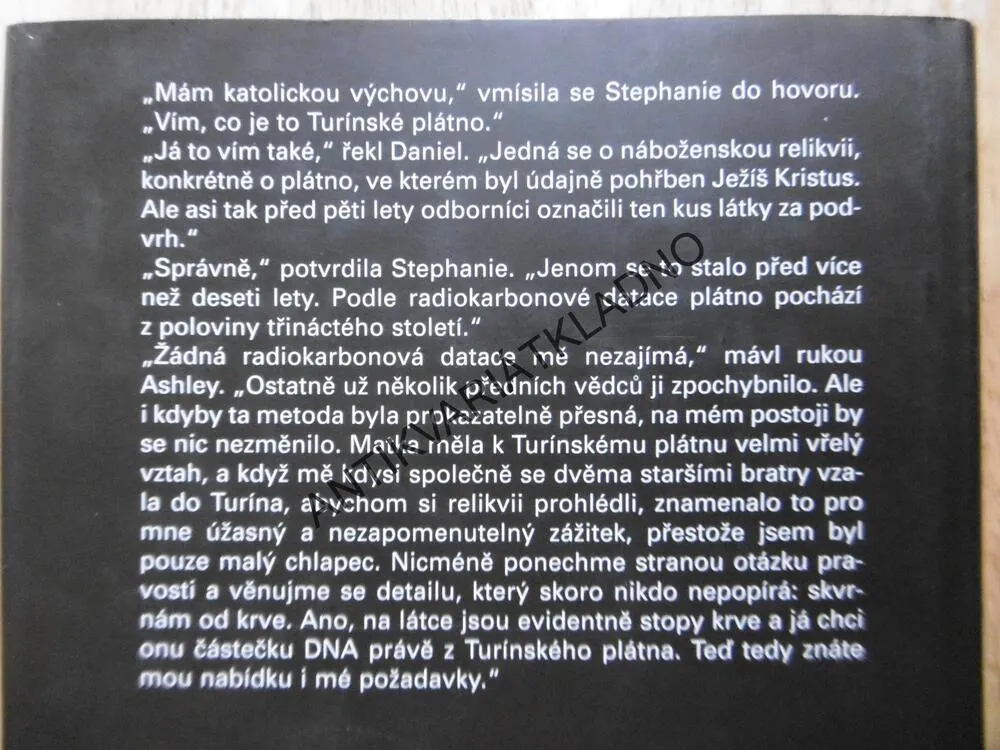 ZÁCHVAT, ROBIN COOK, **an