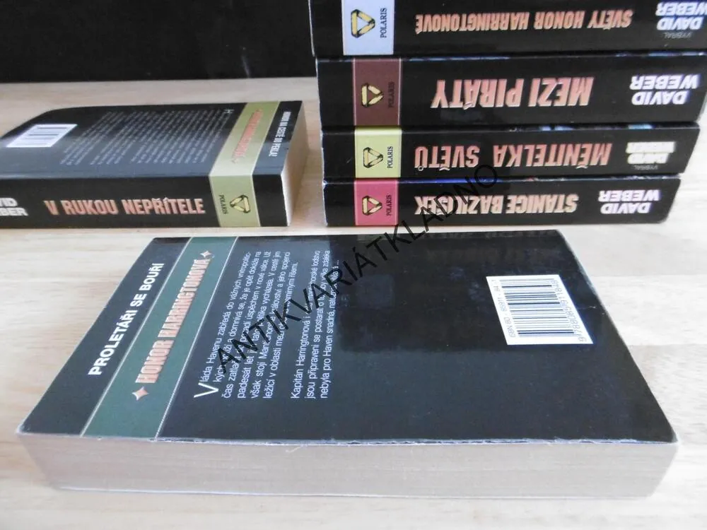 KRÁTKÁ VÍTĚZNÁ VÁLKA, DAVID WEBER, **an
