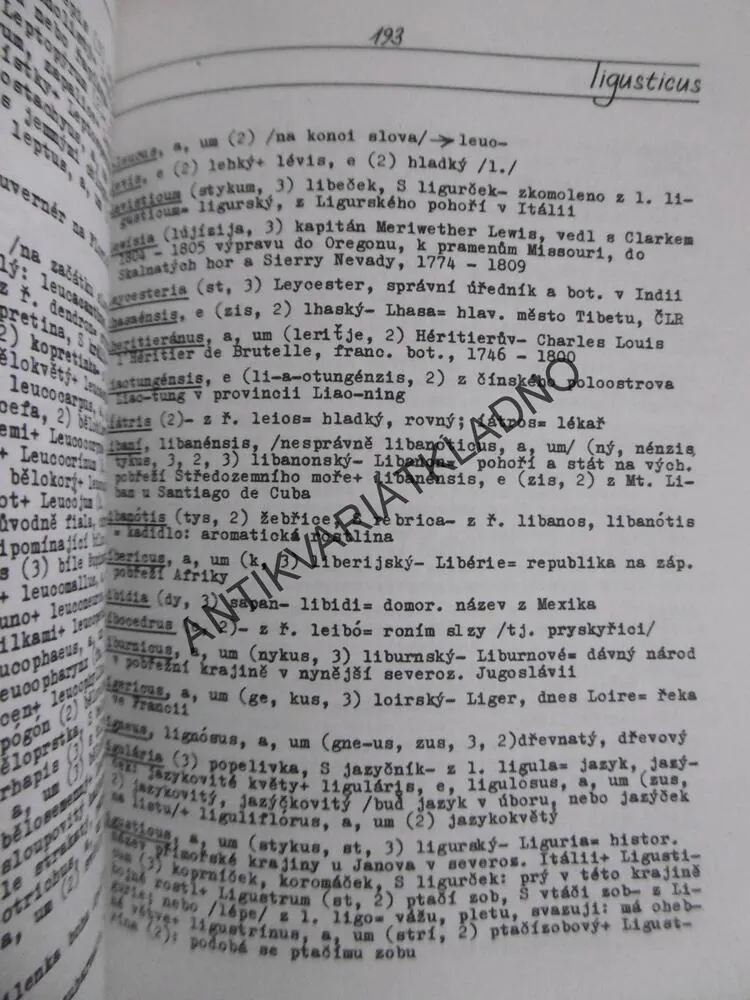 PRŮVODCE ODBORNÝMI NÁZVY ROSTLIN, MILOSLAV ŠMÍD