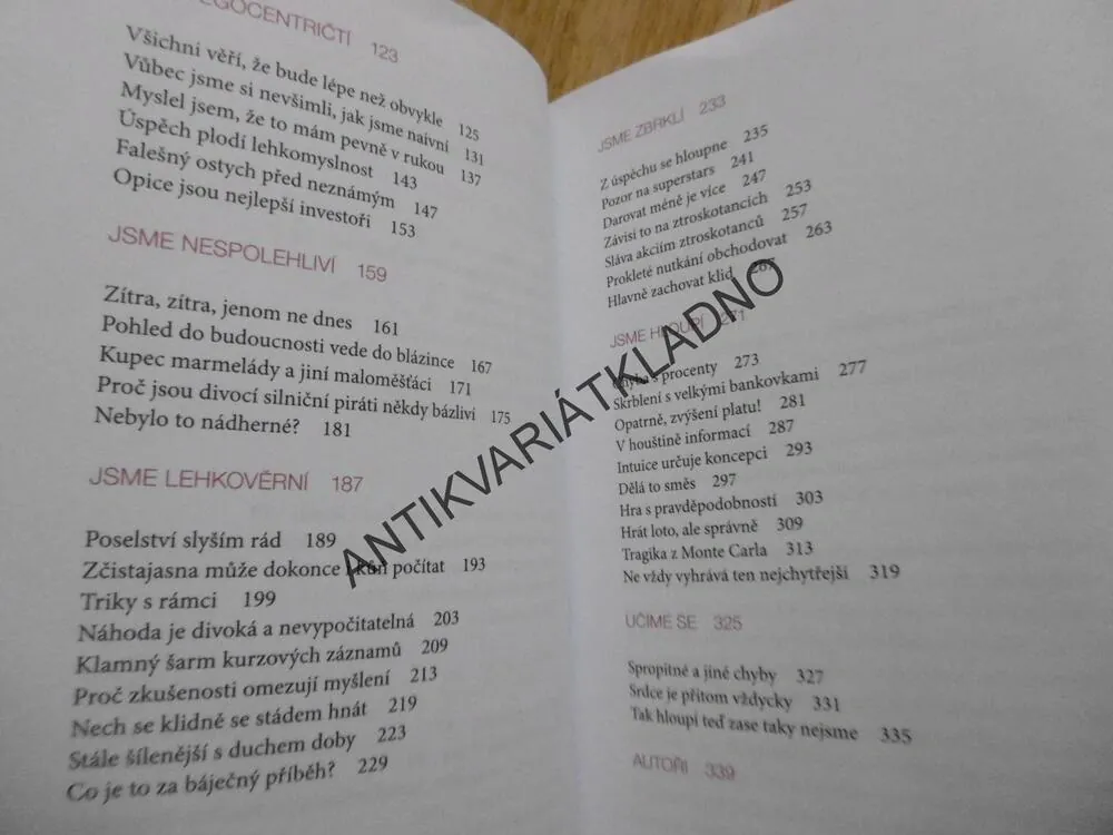 CHYBY, KTERÉ NÁS STOJÍ PENÍZE ANEB JAK SI UCHRÁNIT PENĚŽENKU, PETERSDORFF, **an