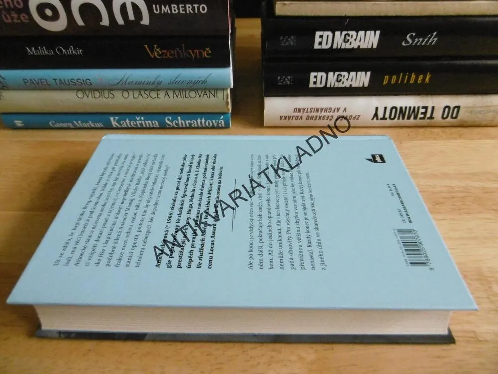 VE SLUŽBÁCH MILOSTI, ANN LECKIEOVÁ, **an