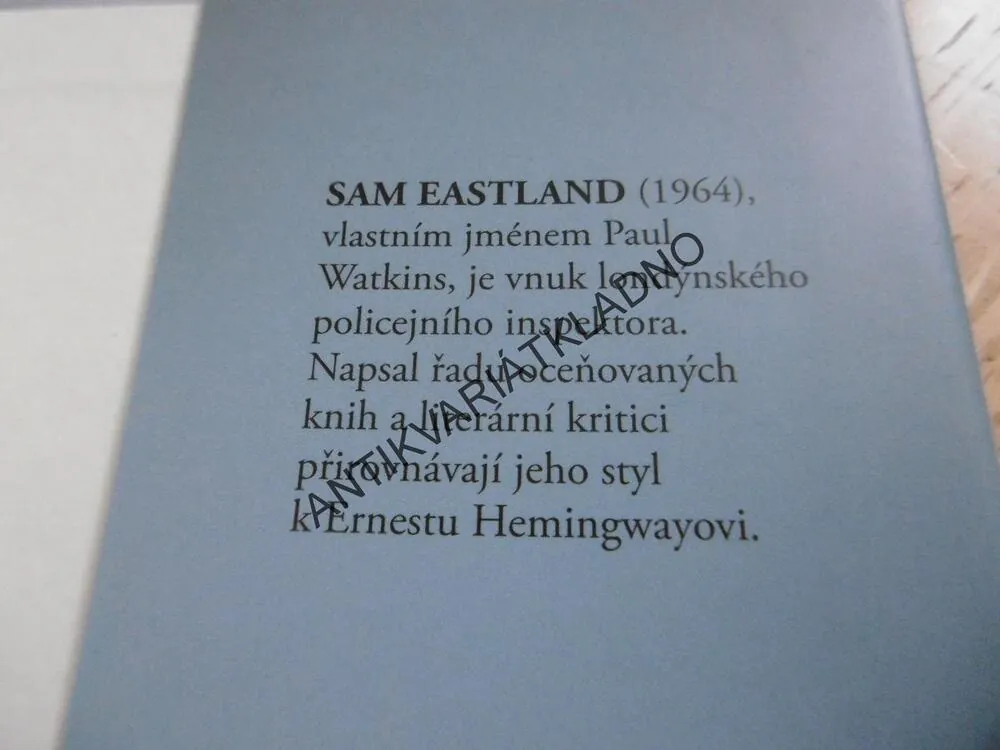 RUDÁ SIBIŘ, SAM EASTLAND, **an