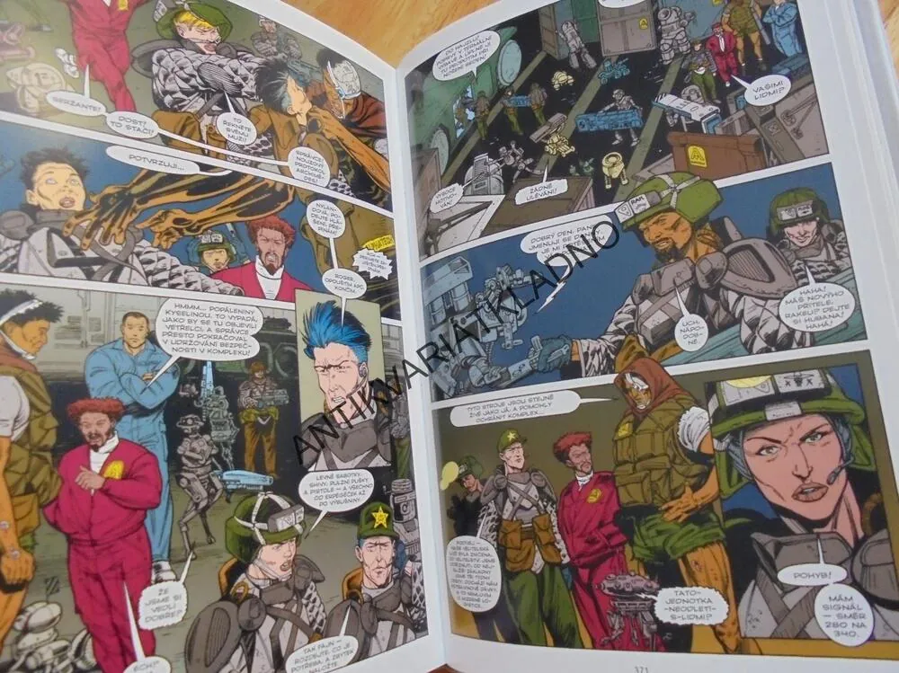 VETŘELCI, OMNIBUS, KNIHA DRUHÁ,. KOMIKS