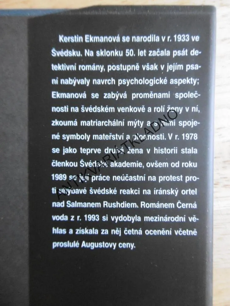 ČERNÁ VODA, KERSTIN EKMANOVÁ, **an
