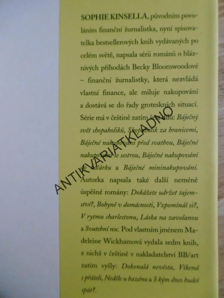 AUDREY SE VRACÍ, SOPHIE KINSELLA, **an